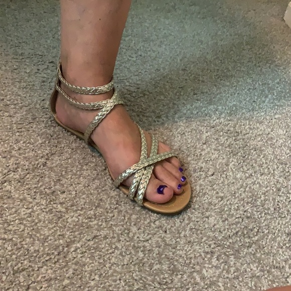 Gladiator sandals, white gold color, size 8.5 - Picture 3 of 4